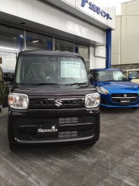 週末は展示会★お買い得車展示しております！！！！